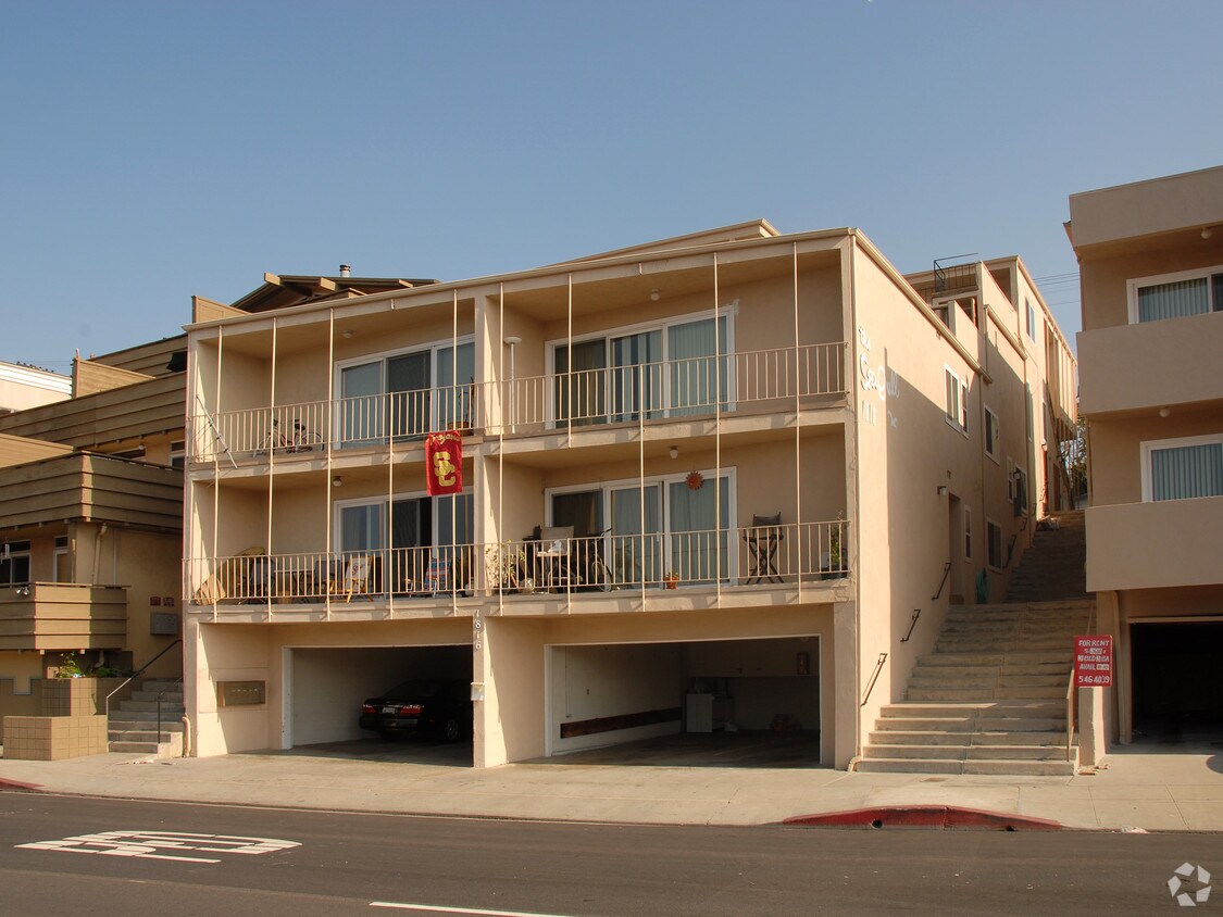 Primary Photo - 1816 Hermosa Ave