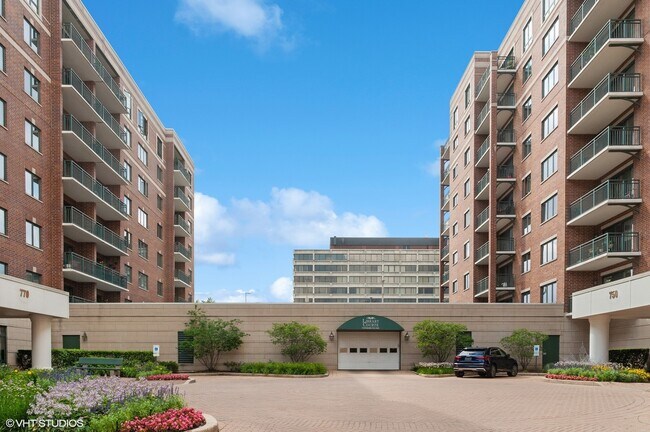 Foto del edificio - 770 Pearson St