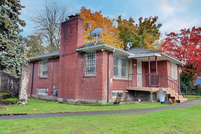 Building Photo - 5 br, 2 bath House - 7418 48th Avenue South