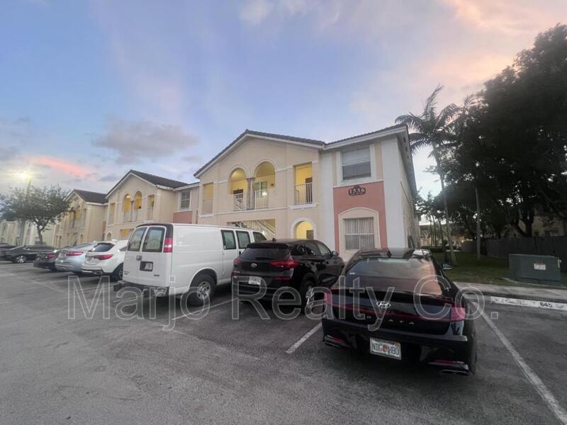 Primary Photo - 1536 SE 26th St