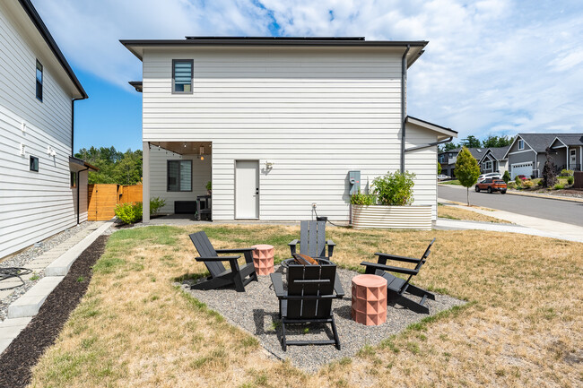 Building Photo - 2734 Chloe Ln