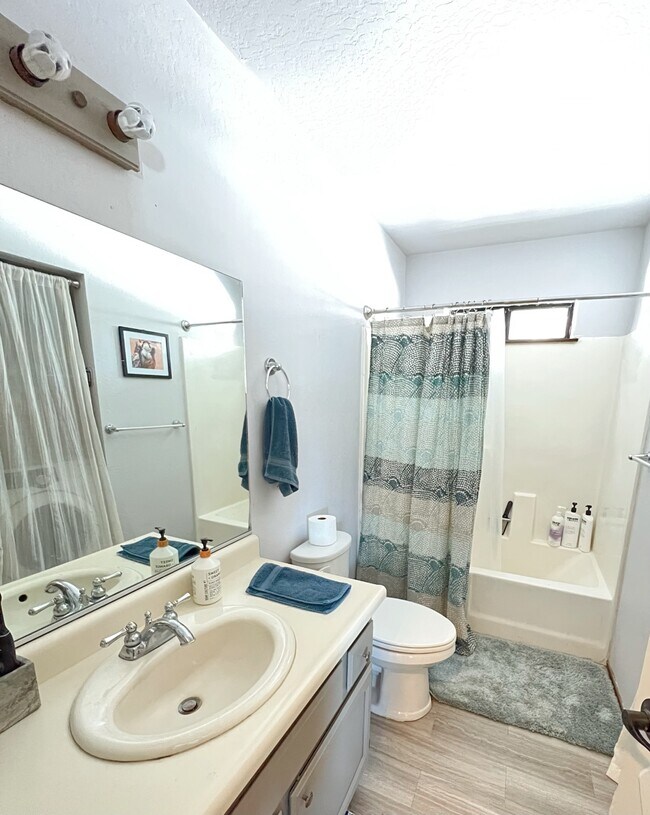 Foto del edificio - 10469 Evensham Pl