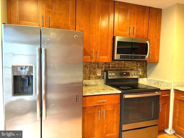 Foto principal - 19029 Gallop Dr