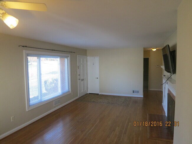 Foto del edificio - 3br Bethesda Rental