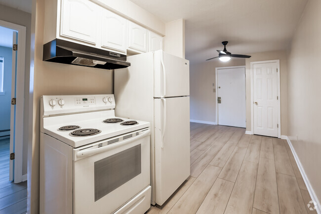 2 habitaciones, 1 baño, 800 pies cuadrados, cocina - The Meadows Patio Apartments - HEAT INCLUDED!