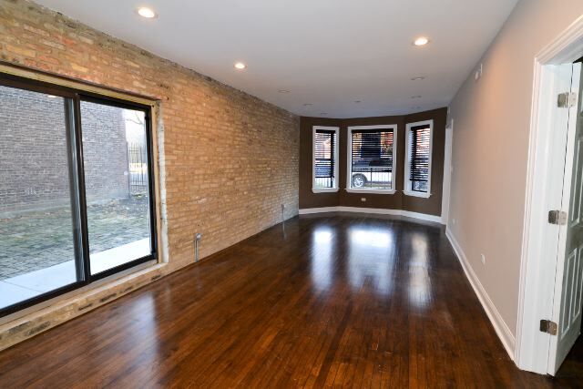 Foto del edificio - 2019 N Hoyne Ave