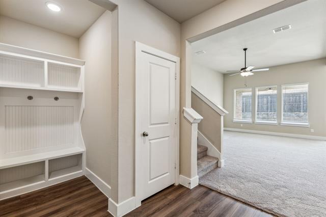 Foto del edificio - 5408 Fairdale Dr
