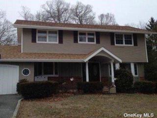 Primary Photo - 17 Cardinal Ln