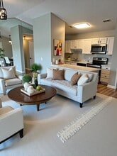 Building Photo - 6166 Meadow Rose Ln