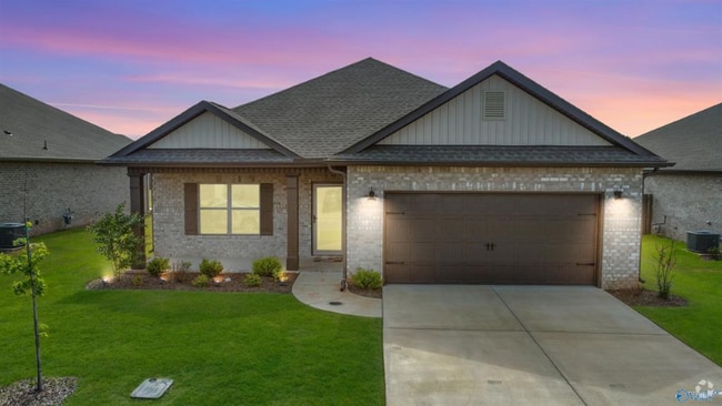 Building Photo - 14801 Demarie Ln