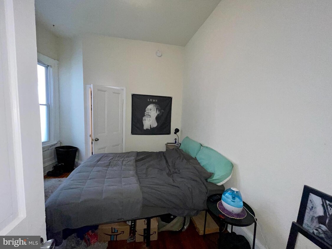 Foto principal - 4427 Chestnut St