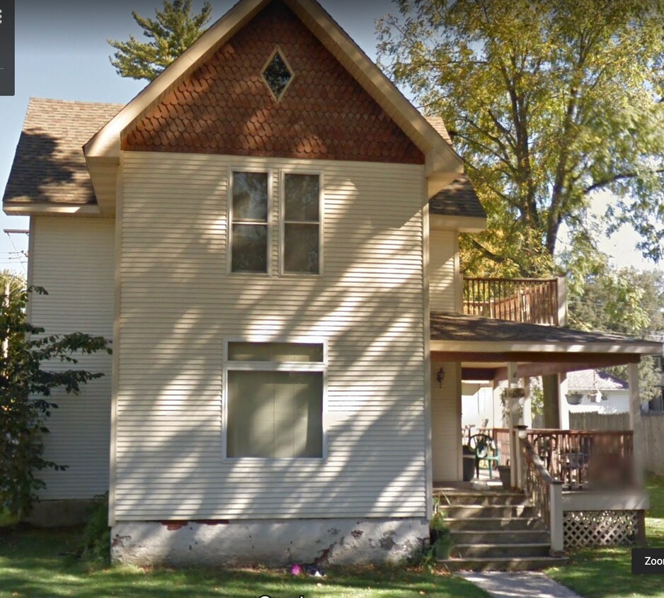 606 Franklin St, Valparaiso, IN 46383 House for Rent in Valparaiso