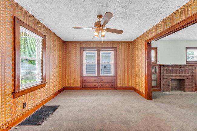 Building Photo - 617 Whitney Ave