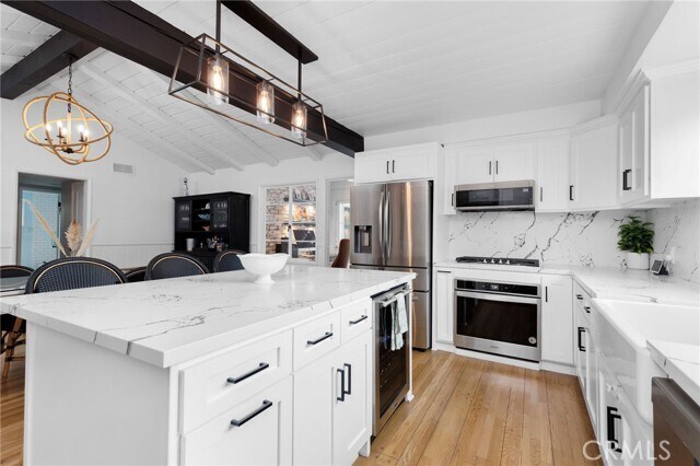 Primary Photo - 2116 Palos Verdes Dr W