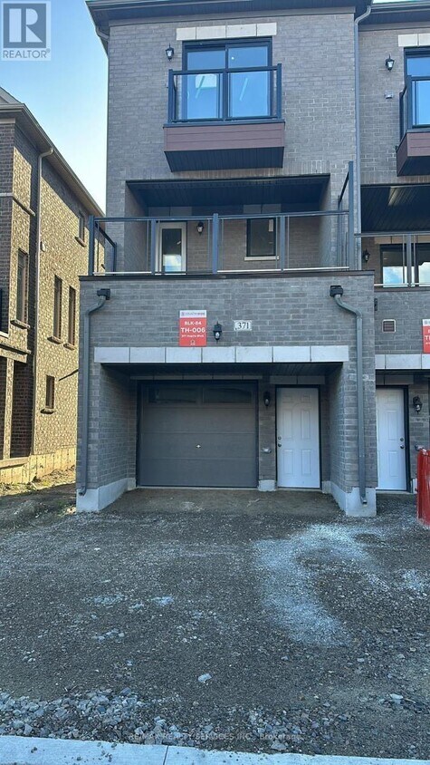 Photo du bâtiment - 371 Inspire Blvd