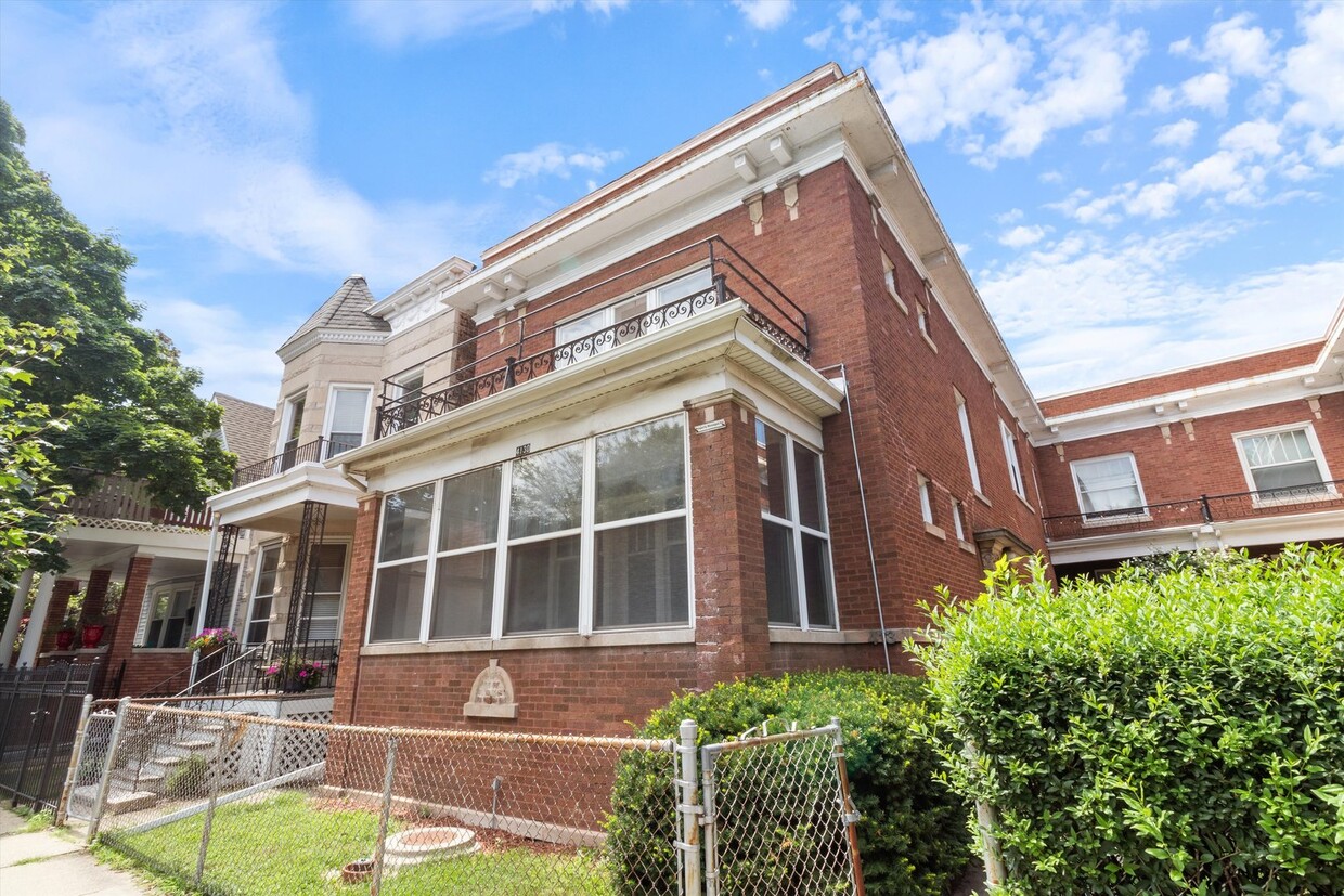 Foto principal - 4132 N Ashland Ave