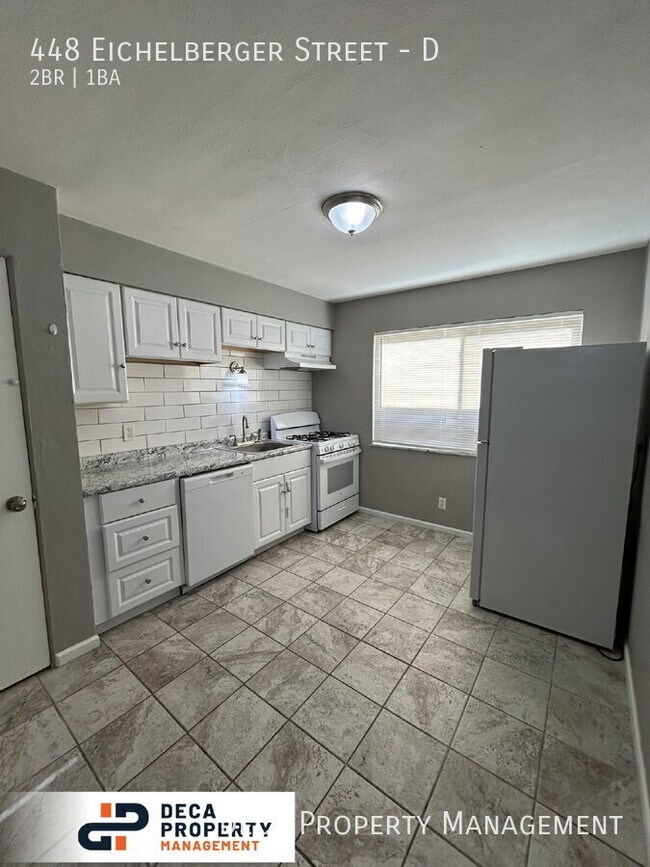 Building Photo - 448 Eichelberger St