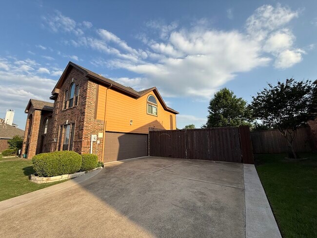 Foto del edificio - 104 Misty Glen Ln