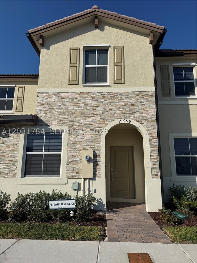 Building Photo - 2655 SE 28th Dr