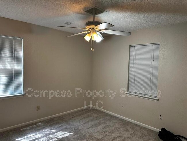 Building Photo - 8507 Bosque Blvd