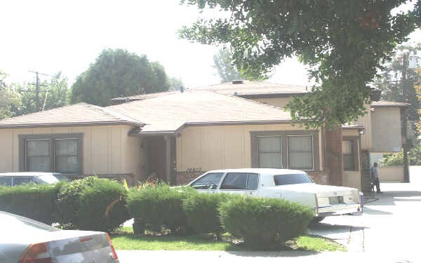 Building Photo - 14412 Tiara St