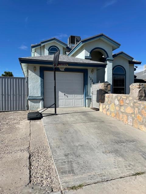 Building Photo - 12261 Tierra Alamo Dr