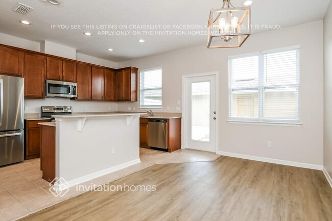 Building Photo - 12983 Calderdale Ave