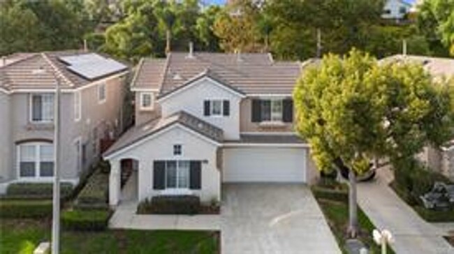 Building Photo - Stunning Aliso Viejo Pool Home