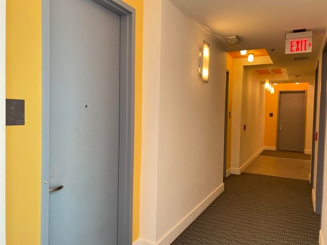 Building Photo - 25 McWilliams Pl
