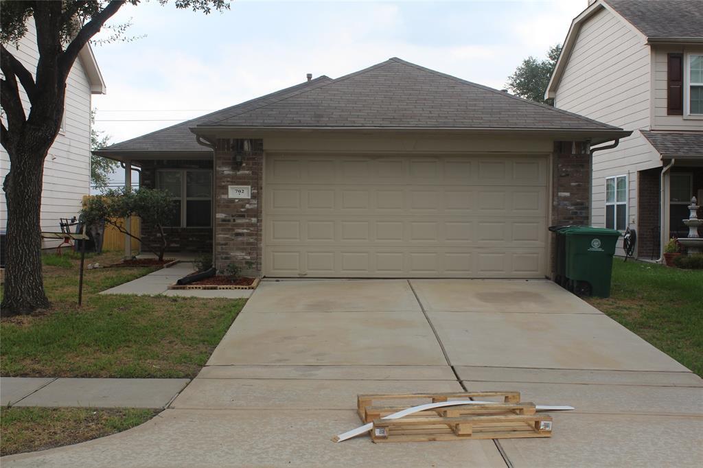 702 Heatherton Hill Ln, Houston, TX 77047 House Rental in Houston, TX