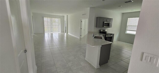 Foto del edificio - 1433 Deepwater Cir