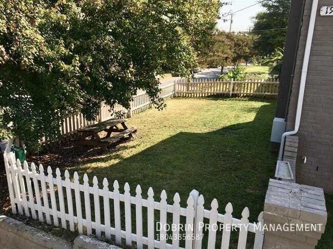 Photo - 1917 Lakeview Ave Apartment