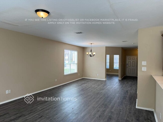 Building Photo - 8441 Shallow Creek Dr