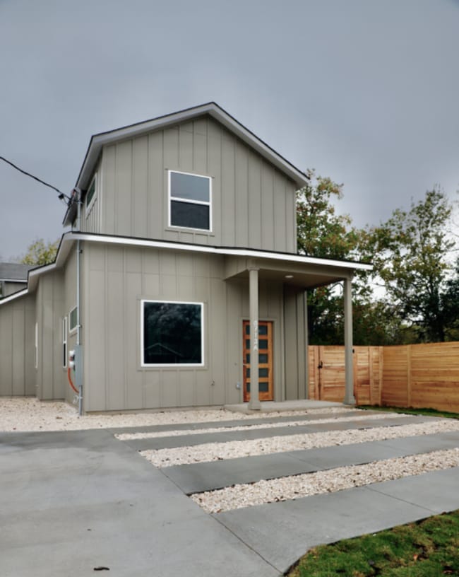 Building Photo - 6713 Porter St