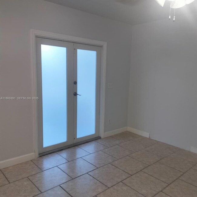 Foto del edificio - 4351 NE 18th Ave