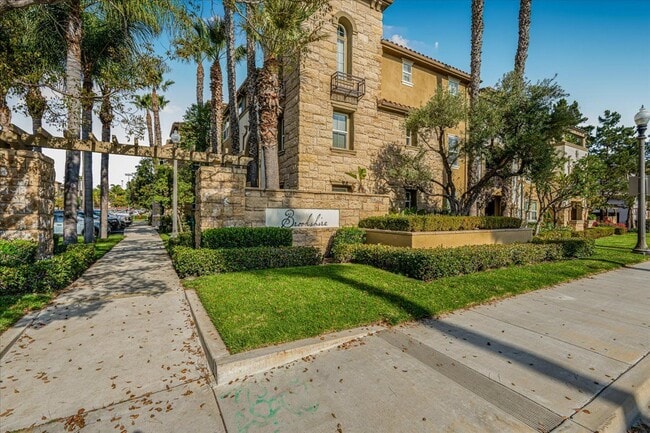 Foto del edificio - 259 Riverdale Ct