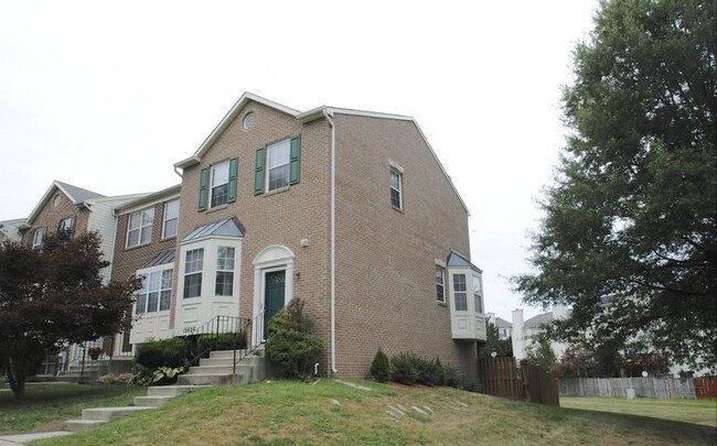 Building Photo - 15626 Elsmere Ct