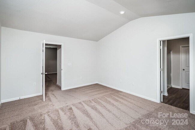 Building Photo - 1301 Nia Rd