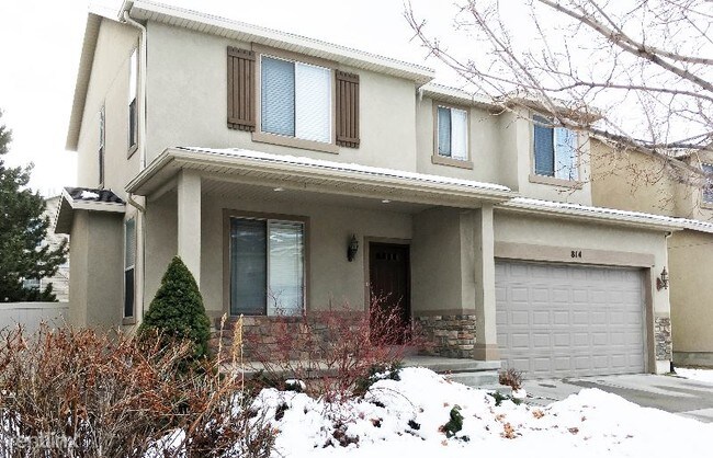 Foto del edificio - 814 E Whisper Cove Rd