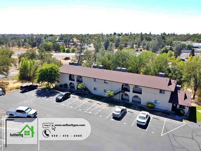 Building Photo - 333 Boulder Creek Dr