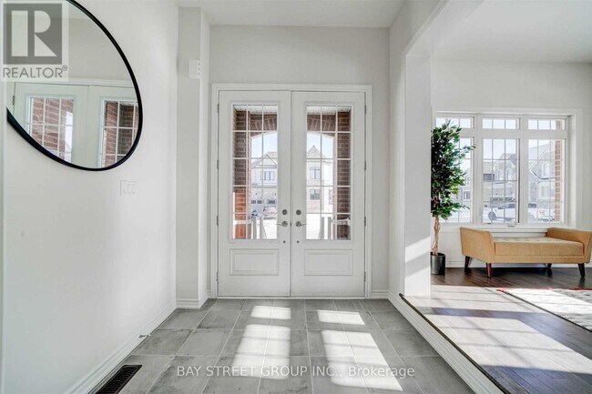 Photo du bâtiment - 2 Valleo St