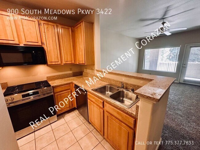 Foto del edificio - 900 S Meadows Pkwy