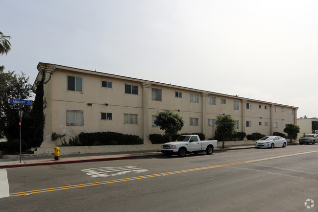 5085 Saratoga Ave, San Diego, CA 92107 - Apartments in San Diego, CA ...