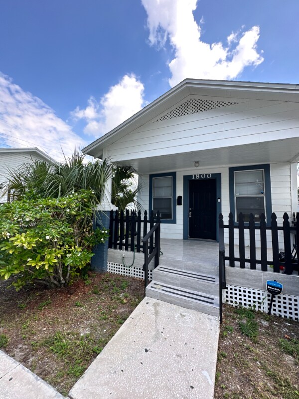 Foto principal - 1800 E 18th Ave