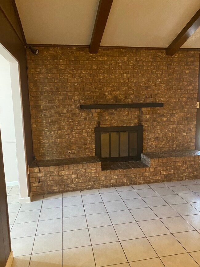 Building Photo - 4306 Jenny Ln