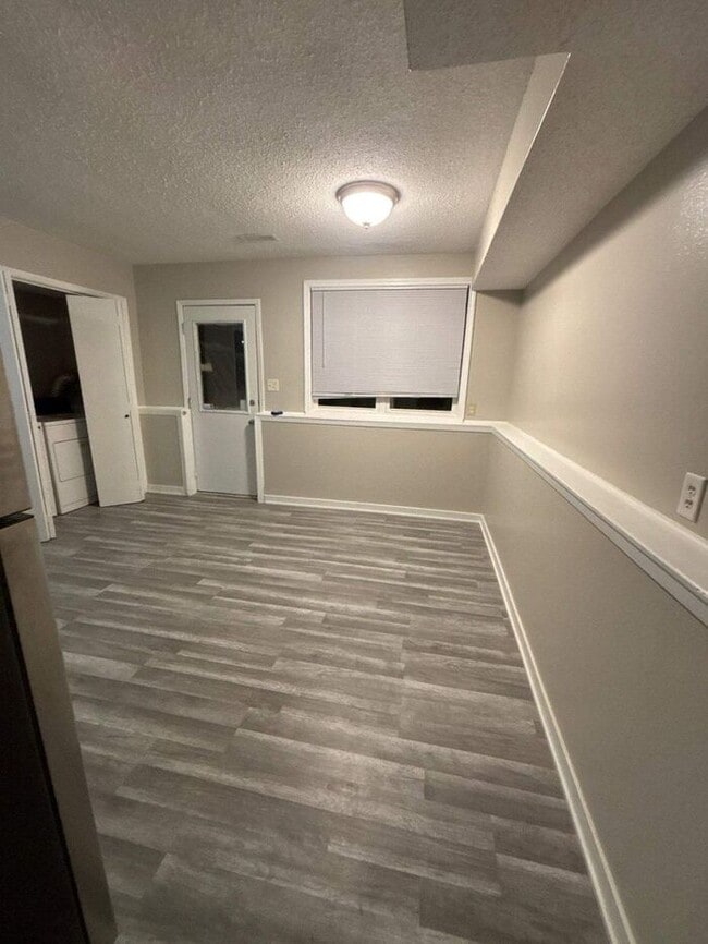 Building Photo - 4136 Enden Ln