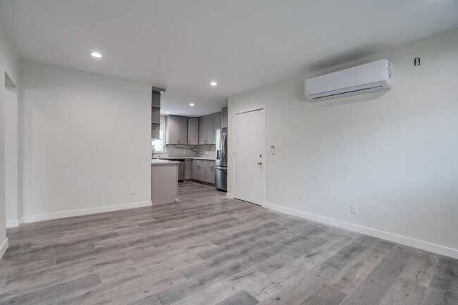 Foto del interior - 343 Warren Ln (B)
