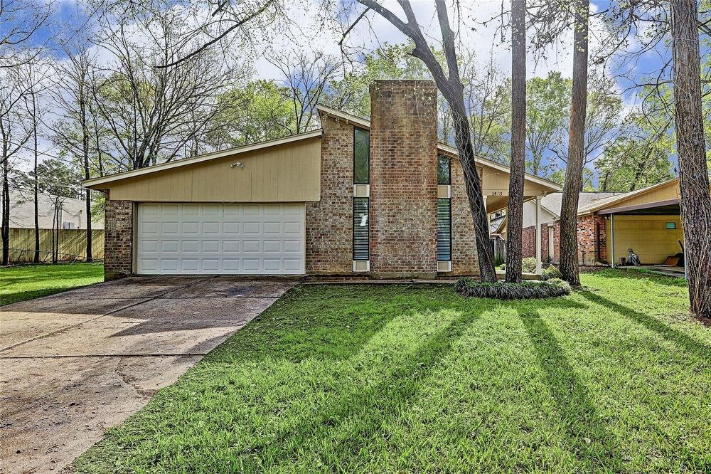 Primary Photo - 1403 Wood Haven Drive