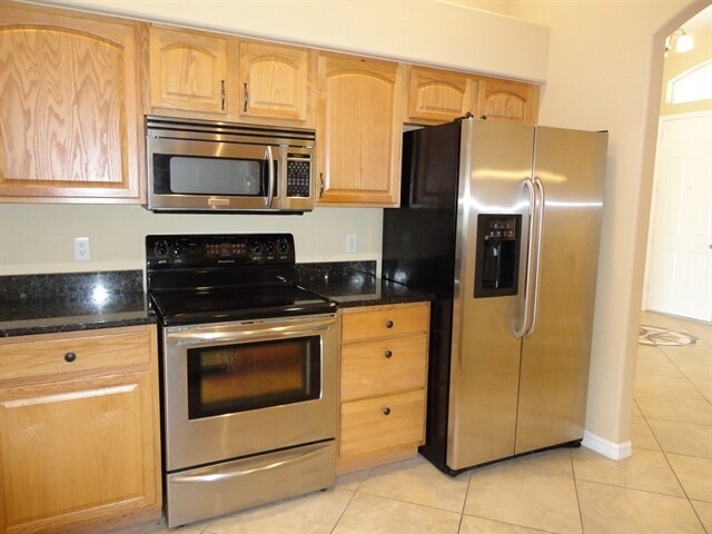 Building Photo - 3106 43rd E Avenue