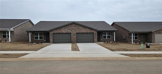 Building Photo - 601 NW 69th Ave
